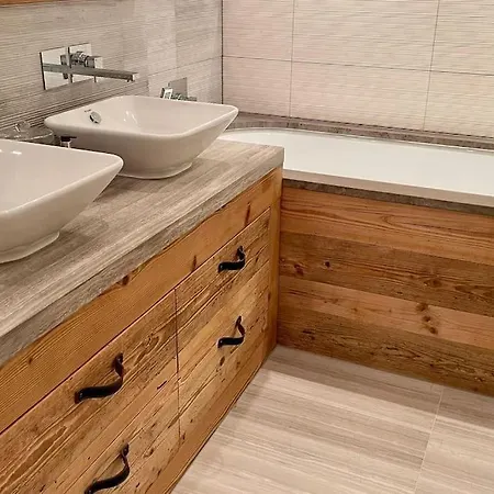 Appartement Elegant In Close To Caumasee Flims